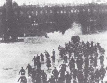 Bolshevik troops storm the Winter Palace, St. Petersburg, Nov. 7, 1917
