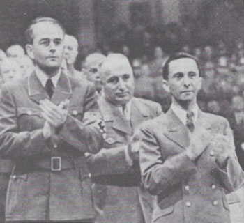 Joseph Goebbels (right) with armaments minister Albert Speer (left) and labor leader Robert Ley