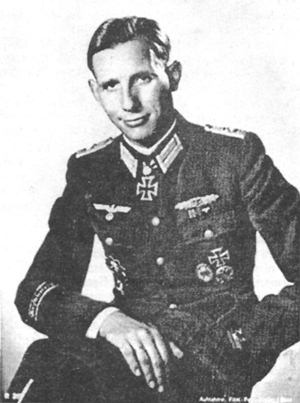 Otto Ernst Remer in a 1944 portrait