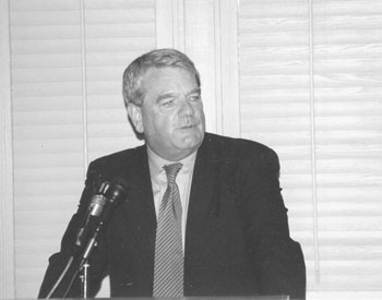 David Irving at the 2000 IHR Conference