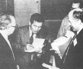 John Schmitz, right, at the Tenth IHR Conference (1999) with Hiroshima survivor Albert Kawachi