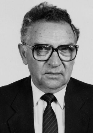Yitzhak Arad
