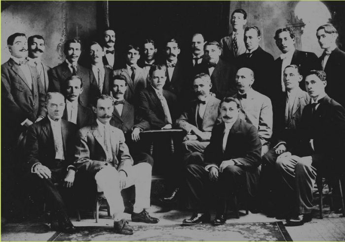 Cuban Revolutionary Party members together with the Jewish leaders of Club Isaac Abrabanel, circa 1891–96